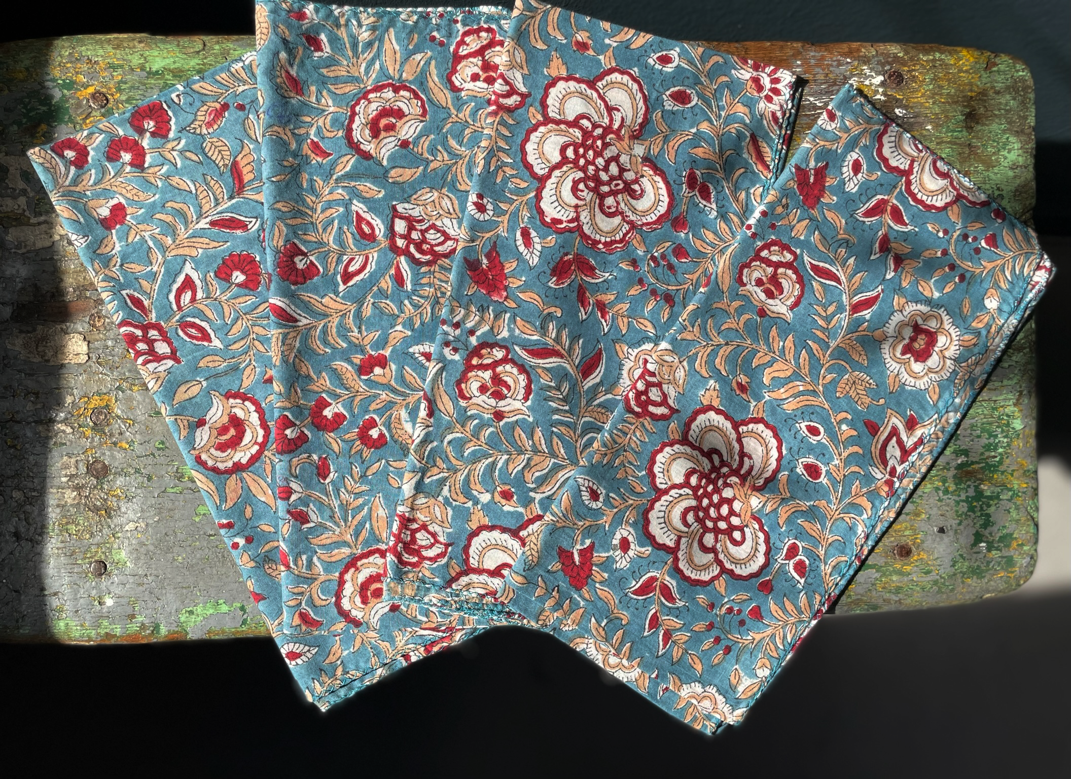 Napkin Blue/Red Floral